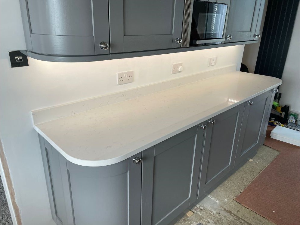 Herne Bay Kitchen Quartz-Worktop Install April 2022 Right